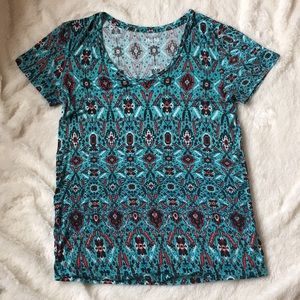 Mudd patterned Tee Juniors Large